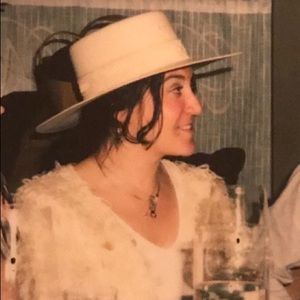 Meet your Posher, Alana